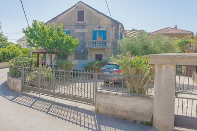 Ferienwohnung mit 2 Schlafzimmer