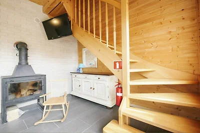 Gemütliches Ferienhaus in Gleznowo in Seenähe