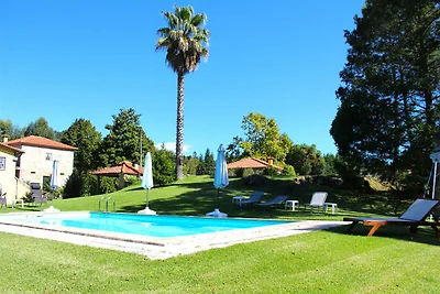 Eccellente Cottage a Santa Comba con Piscina