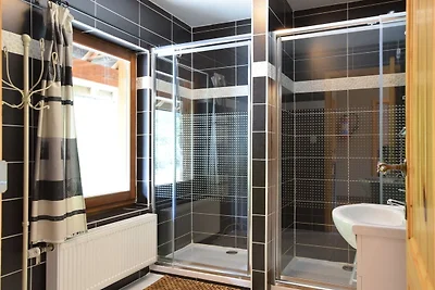 Maisonette-Chalet mit Sauna und Terrasse