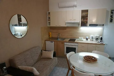 Modern Trogir Apartment with Private Patio, B...