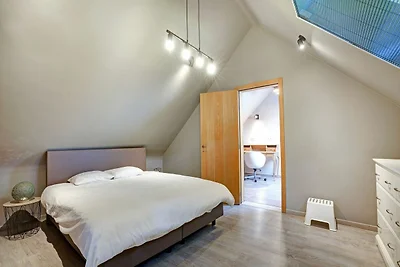 Bauernhaus in Eindhout mit Pool