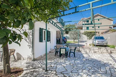 One Bedroom Apartment with Garden 3
