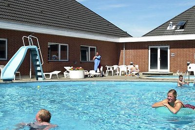 Modernes Ferienhaus mit Swimmingpool in Romo