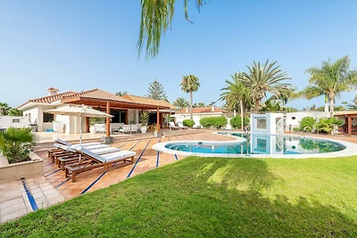 Villa mit beheiztem Pool auf Gran Canaria