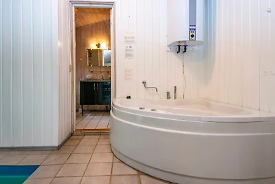 8 Personen Ferienhaus in Oksbøl