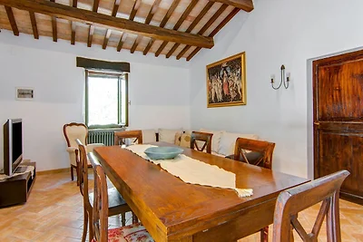 Landhaus mit Pool in der Marken-Region