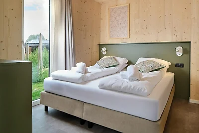 Élégant séjour de 4 chambres au bord de la...