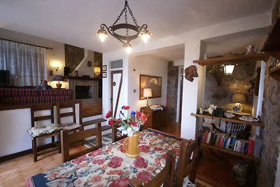 Charmant huisje met panoramisch zwembad