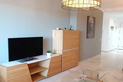 Schöne Wohnung mit Meerblick und Pool in...