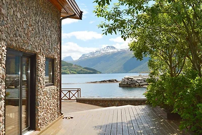10 Personen Ferienhaus in EIDSVÅG-By Traum