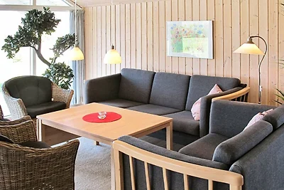 8 Personen Ferienhaus in Væggerløse-By Traum