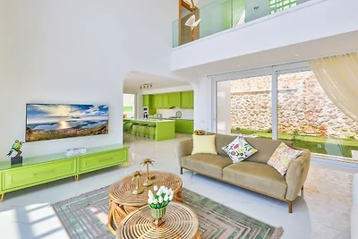 Villa in Kalkan mit Schwimmbecken