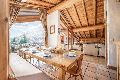 Chalet in Val d'Isère mit Whirlpool