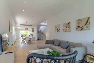 Moderne Villa mit Pool in Alcudia