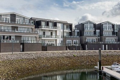 Luxe appartement met uitzicht op het water