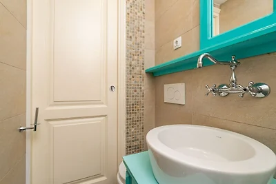 Guest House Lumin - Twin Room with City View ...