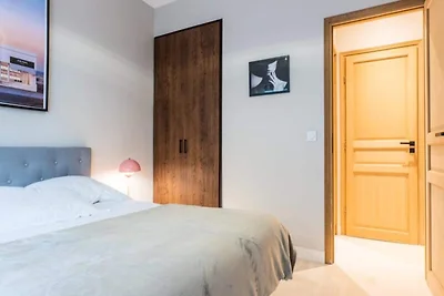 3-Zimmer-Wohnung im Stadtzentrum mit Garten, ...