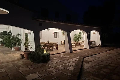 Geräumiges Ferienhaus mit Pool