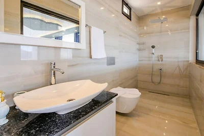 Villa in Kalkan mit Wifi und Parken