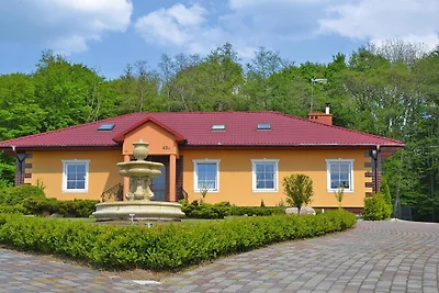 Villa per vacanze con bel giardino