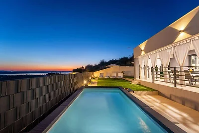 Ferienhaus in Podvrsje mit Meerblick