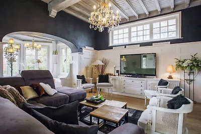 Elegante casa vacanze a De Panne con sauna