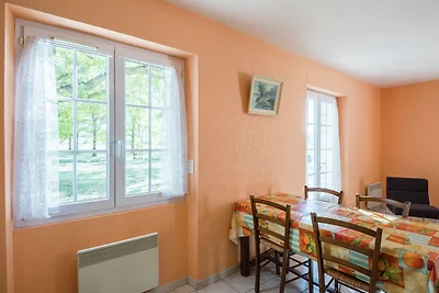 Ferienhaus mit Garten in Saint-Nexans