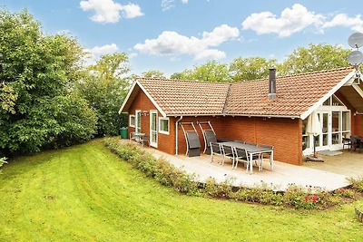 8 Personen Ferienhaus in Allingåbro-By Traum
