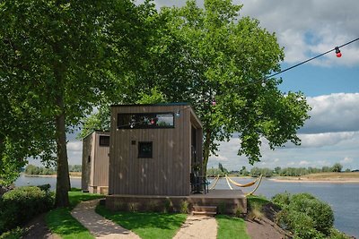 Gemütliches kleines Haus am Wasser in der...