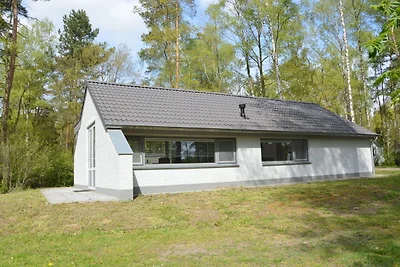 Ferienwohnung in Limburg, in dichtem Wald