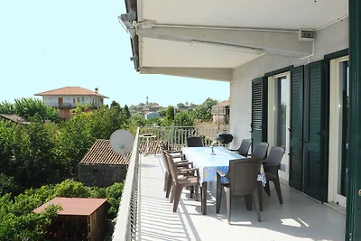 Casa vacanze con vista sulla valle e piscina