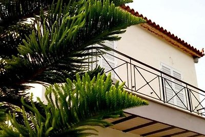 Gemütliches Ferienhaus in Kalloni mit Balkon