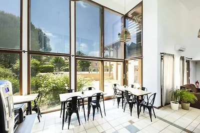 Duplex a Marcy l'Étoile con Piscina