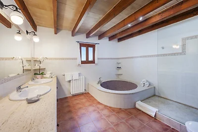 Landvilla mit Garten für 6 Personen