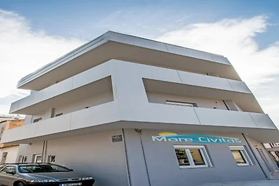 Appartamento a Chania vicino Nea Hora