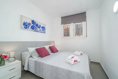 Apartment mit 2 Schlafzimmern und Poolblick