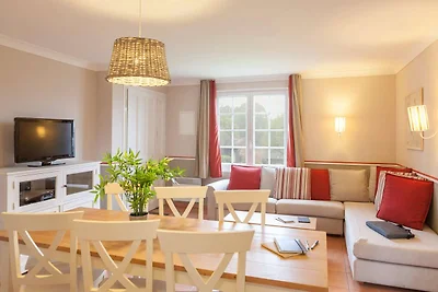 Elegante casa vacanze con piscina a Branville
