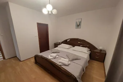 Apartment Dominik - Two Bedroom Apartment wit...