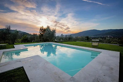 Moderna casa vacanze a Castiglion Fiorentino ...