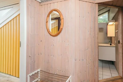 Licht strandhuis met sauna -- By Traum...