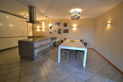 Ferienhaus in Pescia mit Schwimmbad
