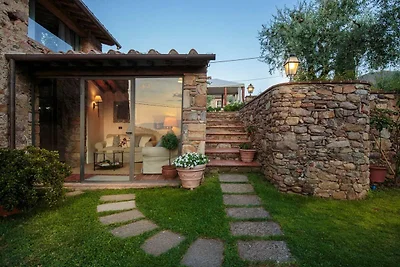Bauernhaus bei Lucca mit Pool