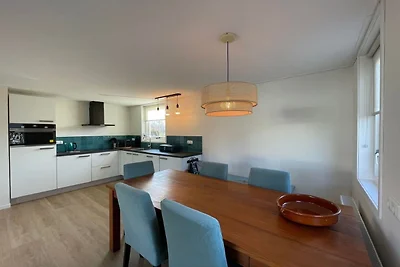 Chalet in Friesland nahe großen Seen