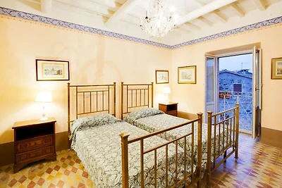 Villa a Sermugnano con spiaggia di mare
