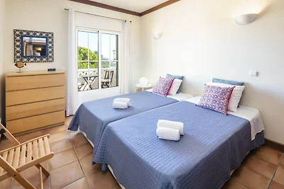 Apartment am Meer in Benagil mit Terrasse