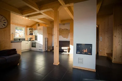 Chalet spazioso con vasca idromassaggio
