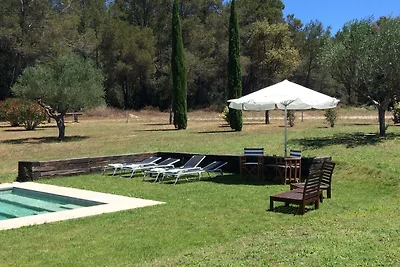 Villa moderna a Pontós con piscina privata