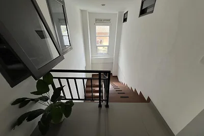 Cozy Deluxe Double Stay with Modern Comfort