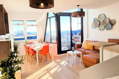 La Marina Apartments mit Meerblick